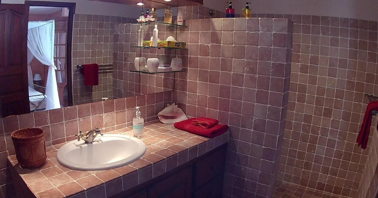 Agreable Chambre D'Hotes, Sdb, Piscine, Carbet Cuisine. Saint-Claude Buitenkant foto